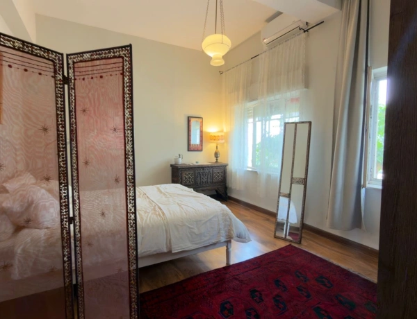 Spacious 2 Bedroom Apartment for Rent in Jabal Al Lweibdeh | 140 sqm Amman