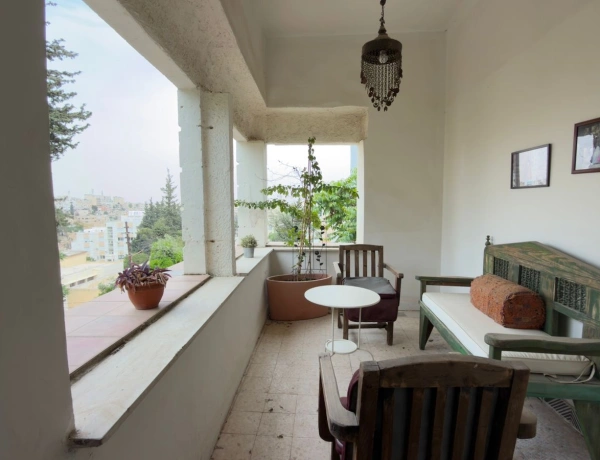 Spacious 2 Bedroom Apartment for Rent in Jabal Al Lweibdeh | 140 sqm Amman