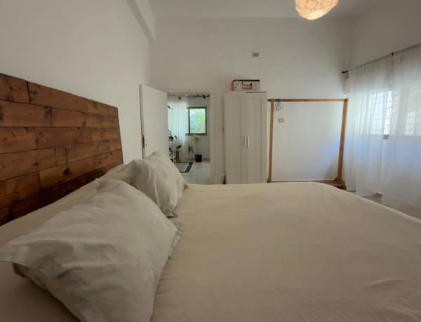Beautiful 1 -Bedroom Apartment for Rent in the Heart of Amman